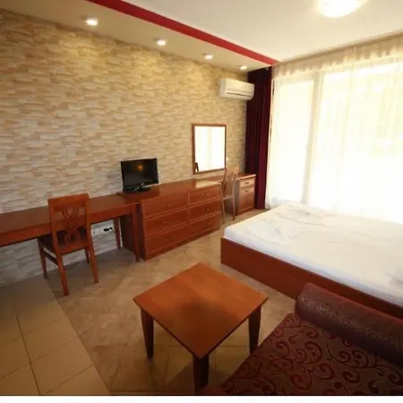 Green Life Beach Studio * Sozopol